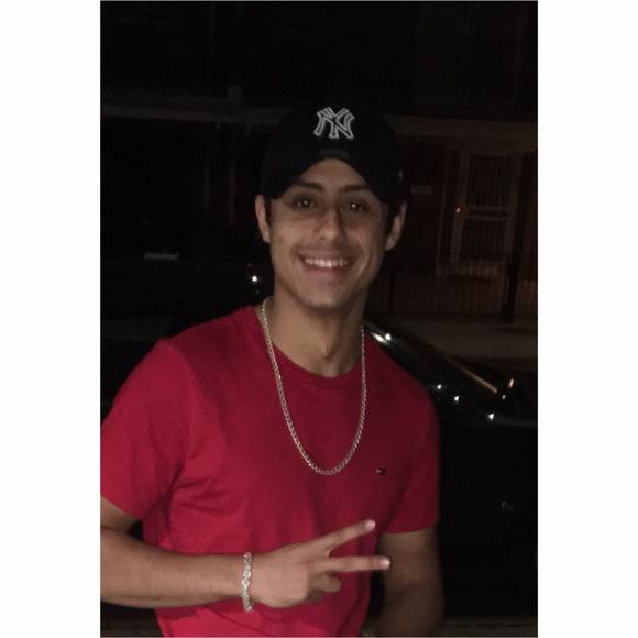 Meet your Posher, Mohamed - Picture 1 of 1